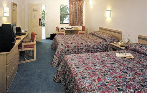 Oyo Hotel Tulsa Ok, I-44 מראה חיצוני תמונה